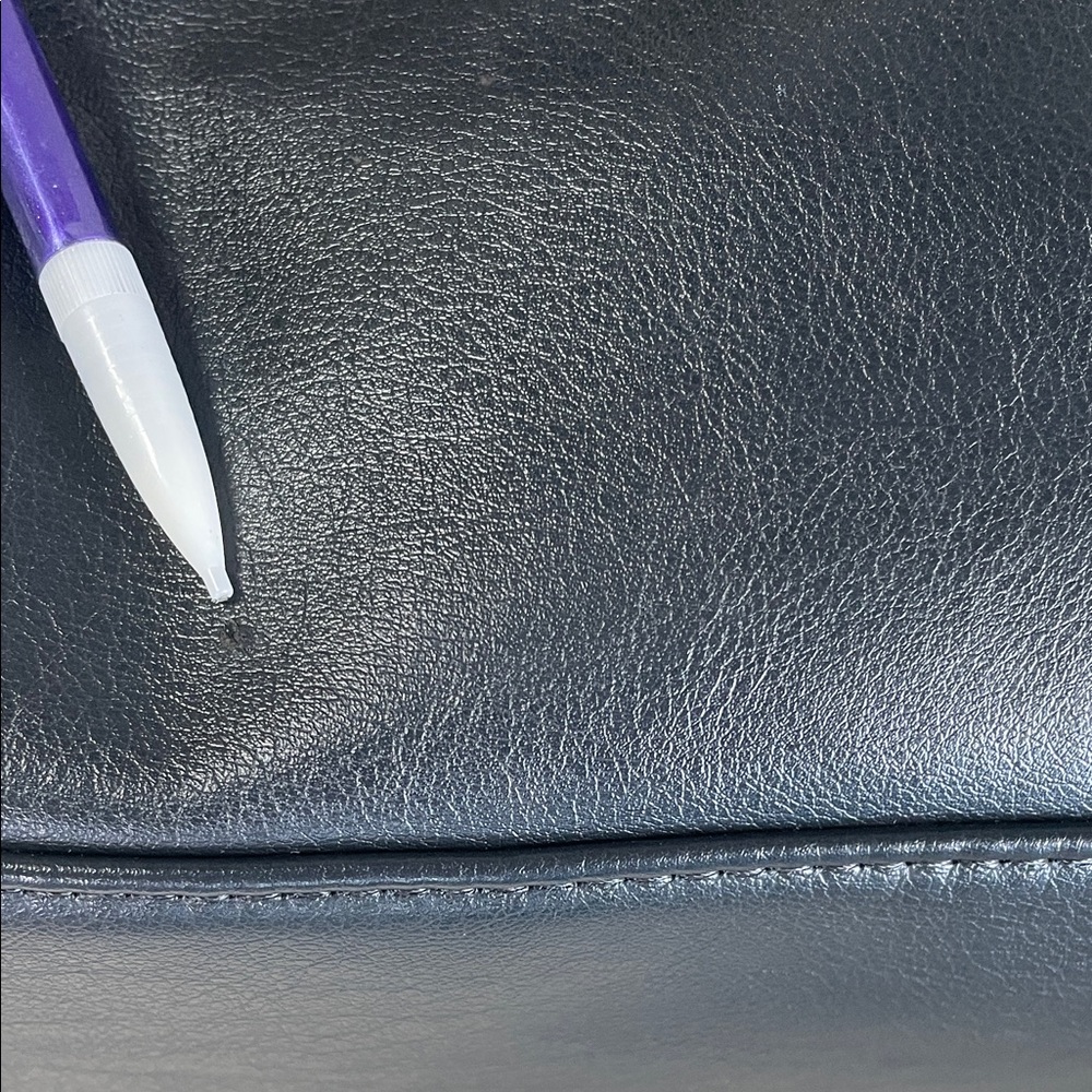 Lululemon Urban Sanctuary Bag - Black and Silver - Picture 14 of 16